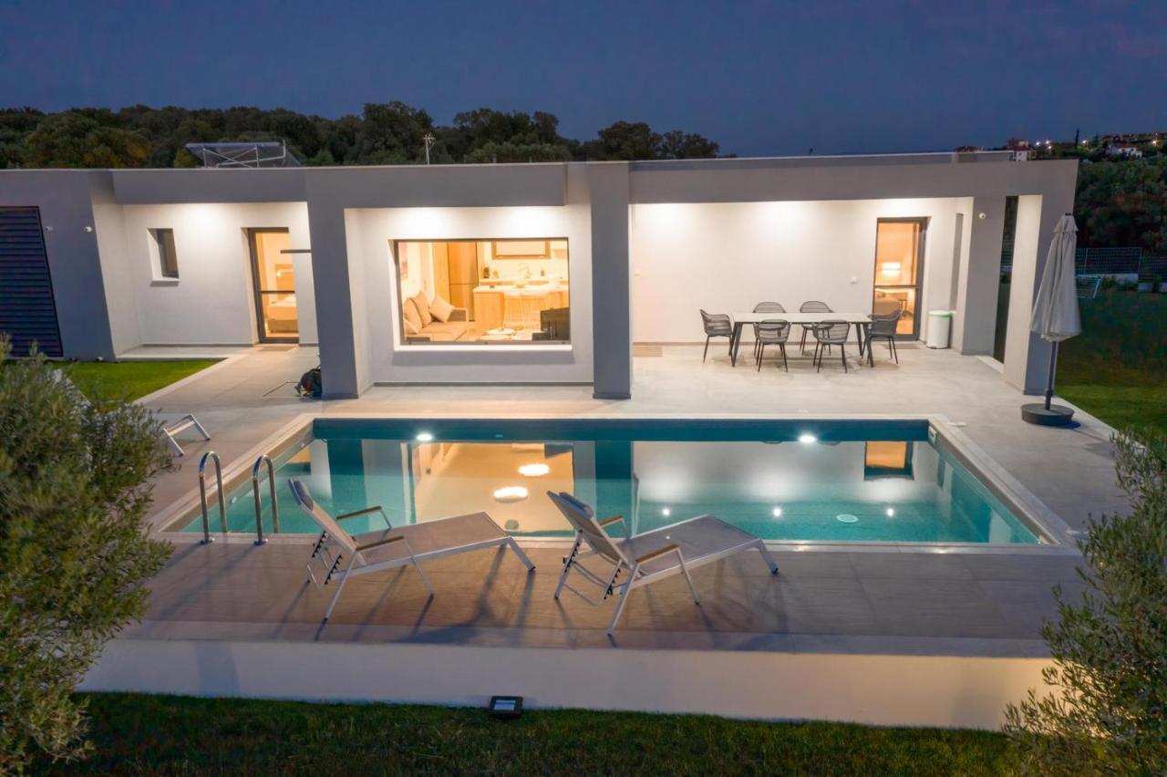 Merelia Luxury Villas - Halkidiki Неа-Муданія Екстер'єр фото