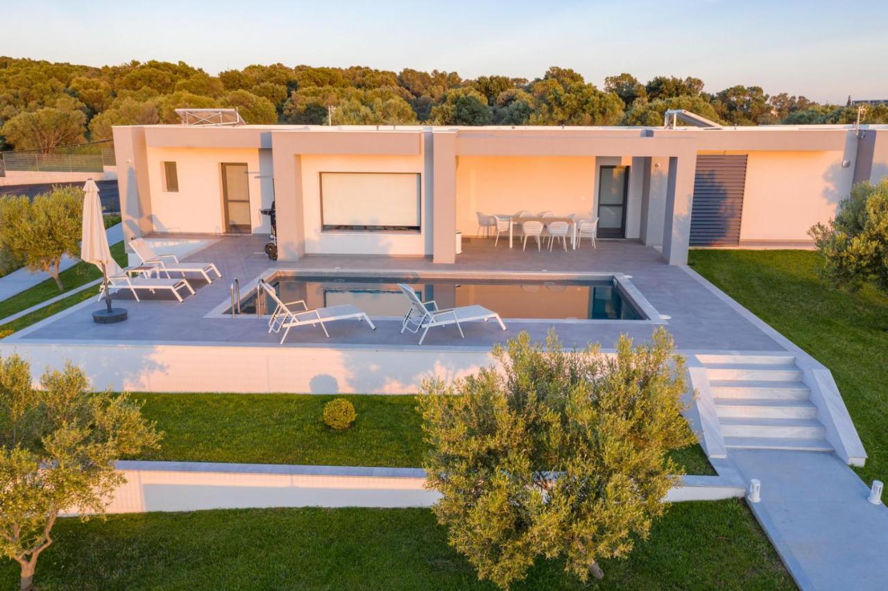 Merelia Luxury Villas - Halkidiki Неа-Муданія Екстер'єр фото